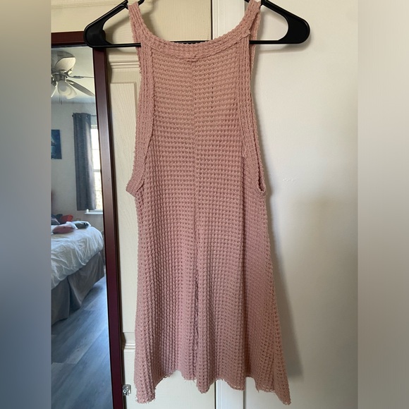 Light Pink Knit Tank Top - Picture 3 of 4